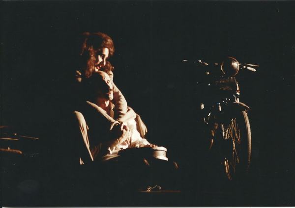 Fotografia d'escena d'Inquisición, de Fernando Arrabal, 1980