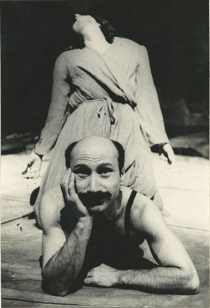 Fotografia d'escena d'Inquisición, de Fernando Arrabal, 1980