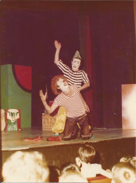 Fotografia de l'espectacle escolar Jocs