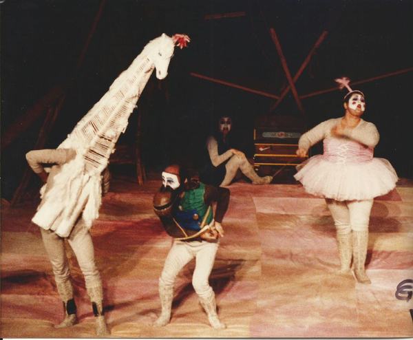 Pàgina d'àlbum amb fotografies de Woyzeck… un altre?, 1982
